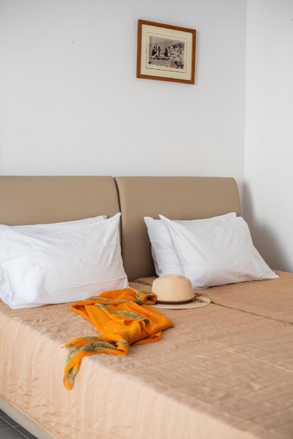Marias Rooms Íos Khóra Eksteriør bilde